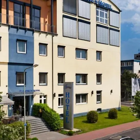 ホテル Flemings Conference Frankfurt フランクフルト